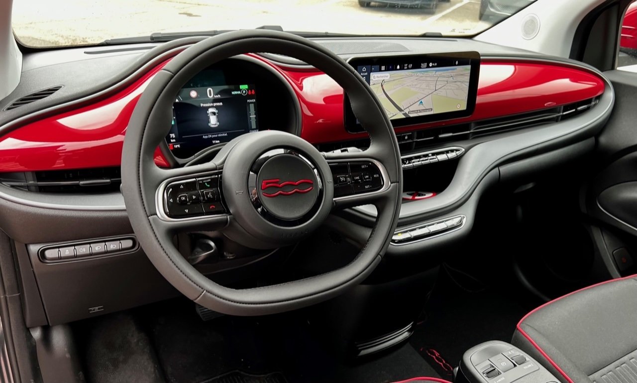 FIAT 500e Berline RED, Électrique, Voiture de démonstration, Automatique - 5