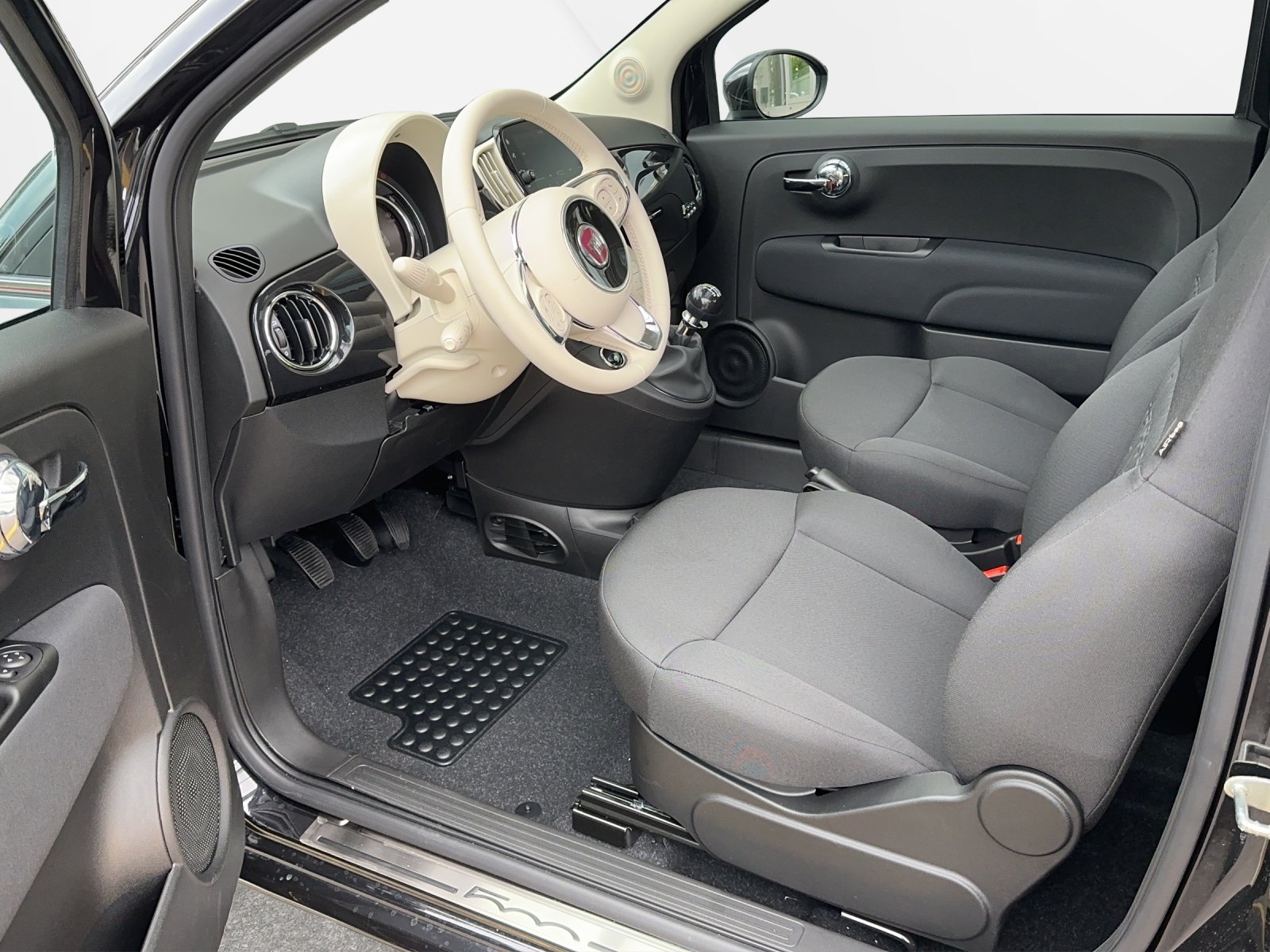FIAT 500 1.0 Hybrid Lounge, Mild-Hybrid Petrol/Electric, Ex-demonstrator, Manual - 6