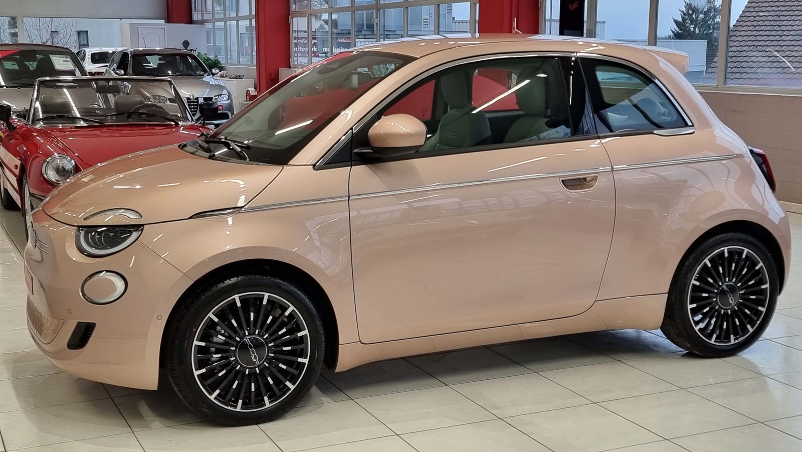 FIAT 500 La Prima by Bocelli Plus, Elettrica, Auto dimostrativa, Automatico - 2