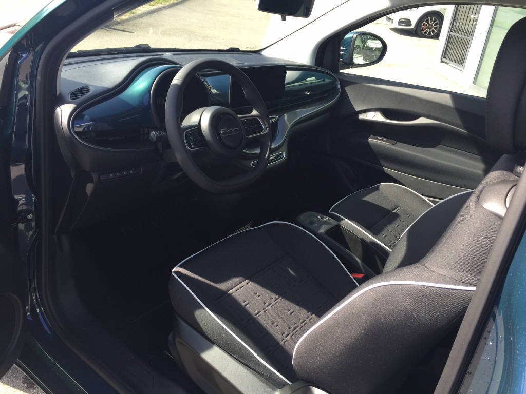 FIAT 500 BEV Cult 87 kW, Electric, Ex-demonstrator, Automatic - 6