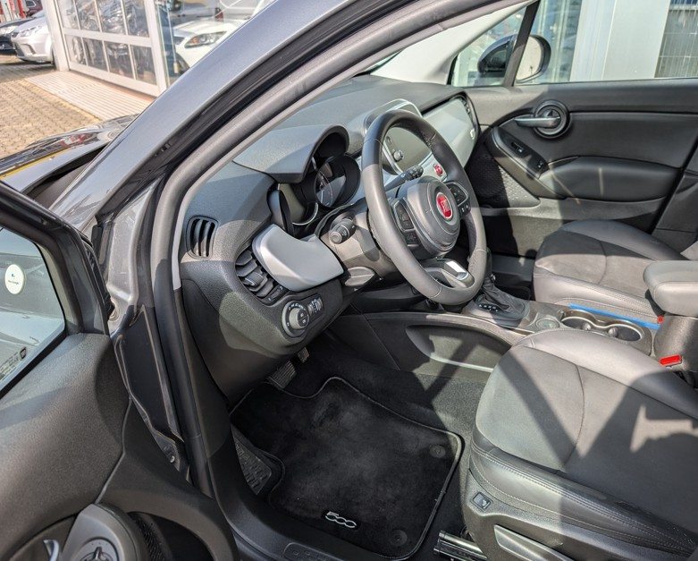 FIAT 500 1.3 T4 Hey Google, Benzin, Occasion / Gebraucht, Automatik - 4