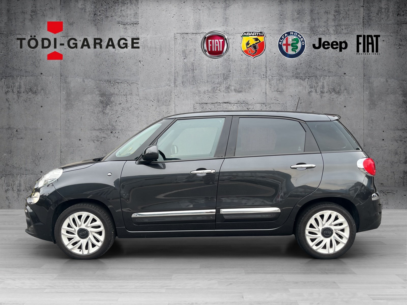 FIAT 500L 1.4 T-Jet Lounge, Petrol, Second hand / Used, Manual - 3