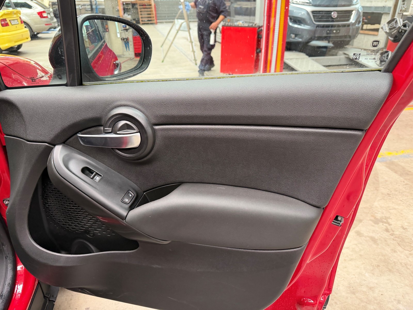 FIAT 500X 1.5 Hybrid Sport DCT, Hybride Léger Essence/Électricité, Occasion / Utilisé, Automatique - 4
