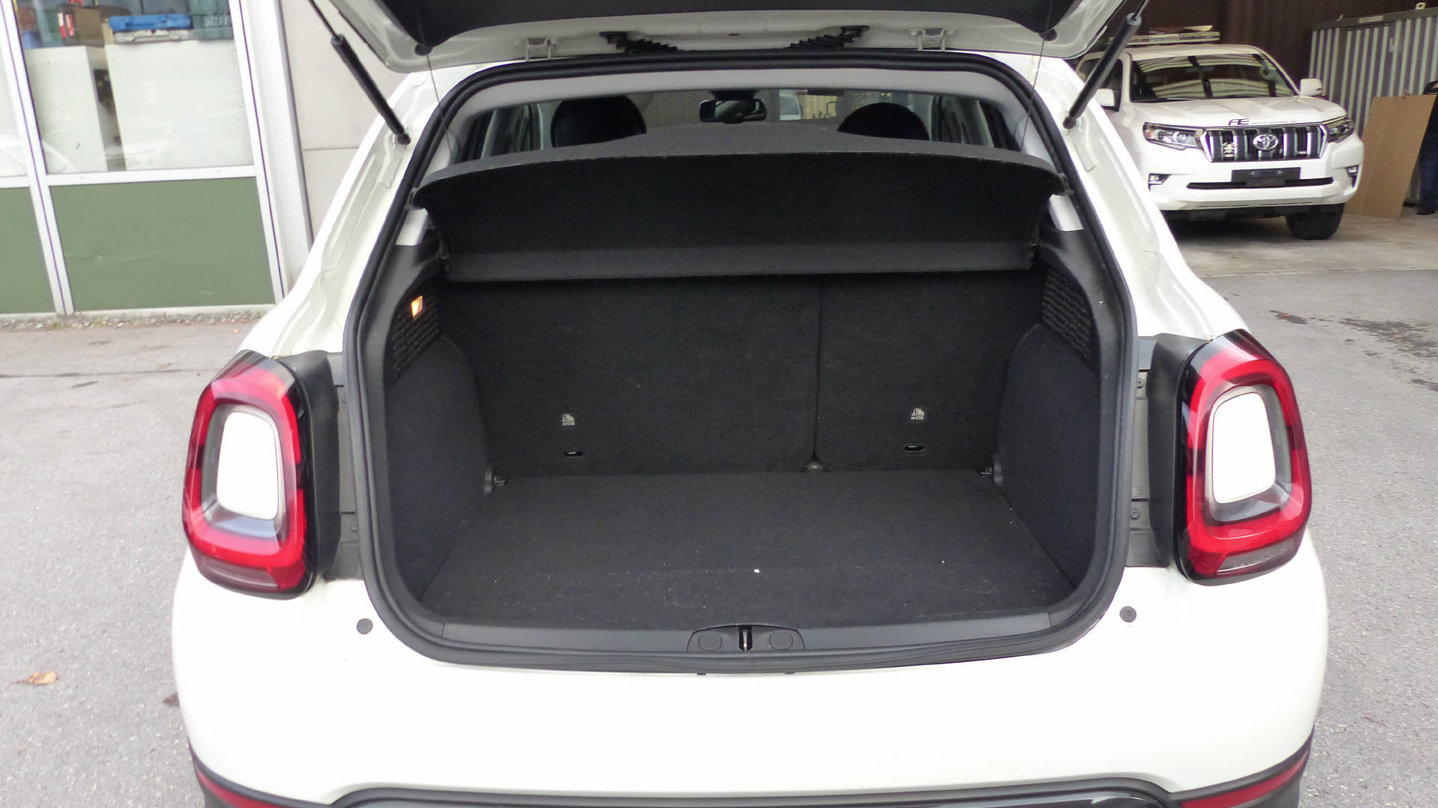 FIAT 500 X 1.3 GSE S-Design, Benzin, Occasion / Gebraucht, Automatik - 7