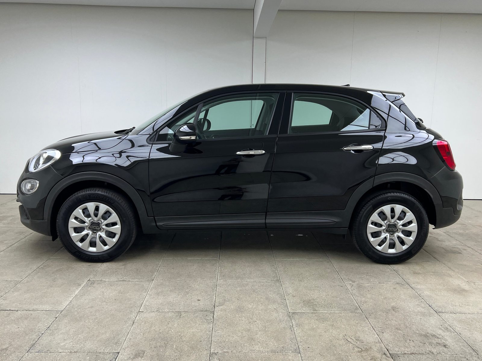 FIAT 500 X 1.5 Hybrid Dolcevita / Jetzt mit attraktivem 1.99% Lea, Mild-Hybrid Petrol/Electric, Second hand / Used, Automatic - 3