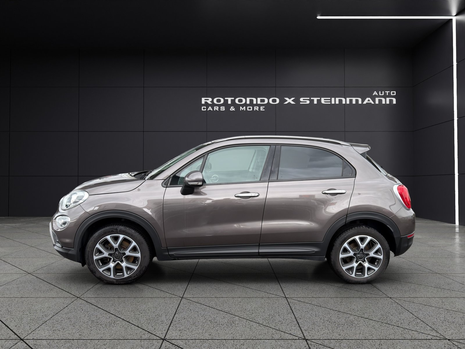 FIAT 500X 1.4T Lounge, Benzin, Occasion / Gebraucht, Handschaltung - 2