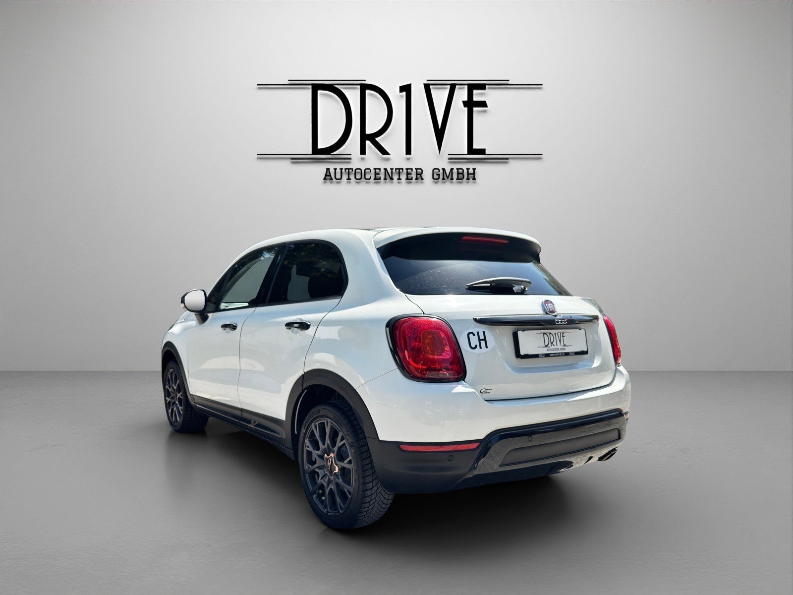 FIAT 500X 1.4T Off Road S-Design DCT, Benzin, Occasion / Gebraucht, Automatik - 7