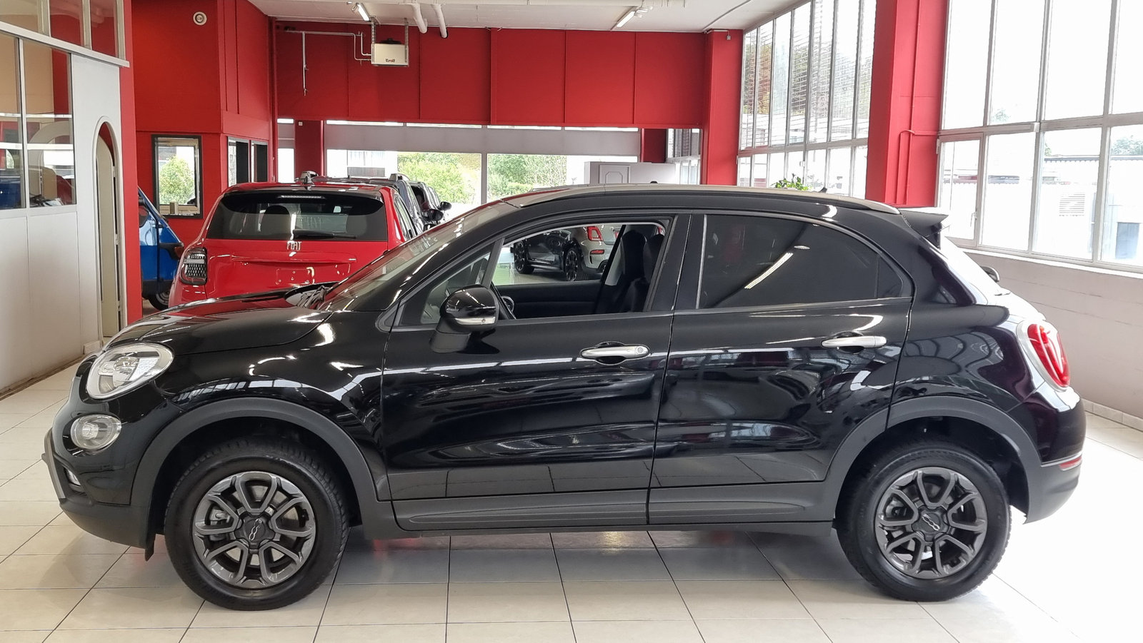 FIAT 500 X 1.4 MultiAir Cross Plus 4x4, Essence, Occasion / Utilisé, Automatique - 3