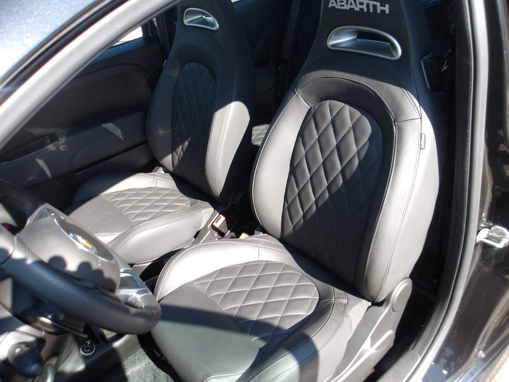 FIAT 595 Abarth 1.4 T-Jet 165 F595, Benzin, Neuwagen, Automatik - 7