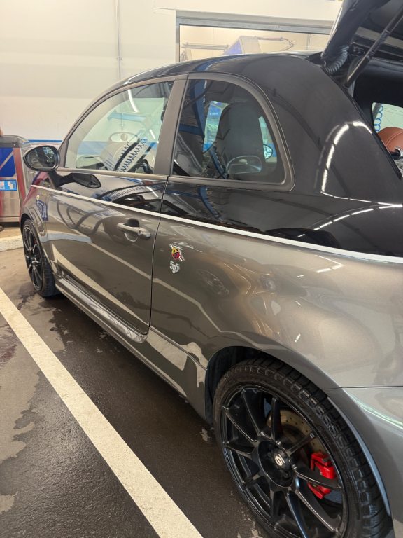FIAT 595 Abarth 1.4 T-Jet 180 Competizione, Benzin, Occasion / Gebraucht, Automatik - 2