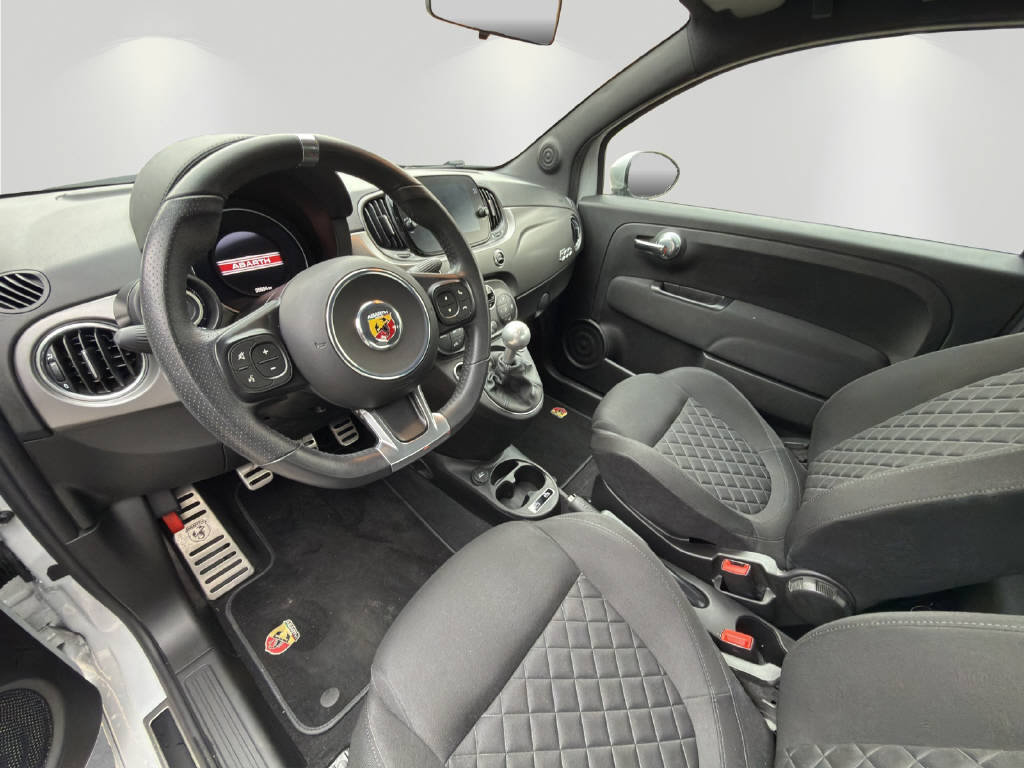 FIAT 595 Abarth 1.4 T-Jet 165, Petrol, Second hand / Used, Manual - 6