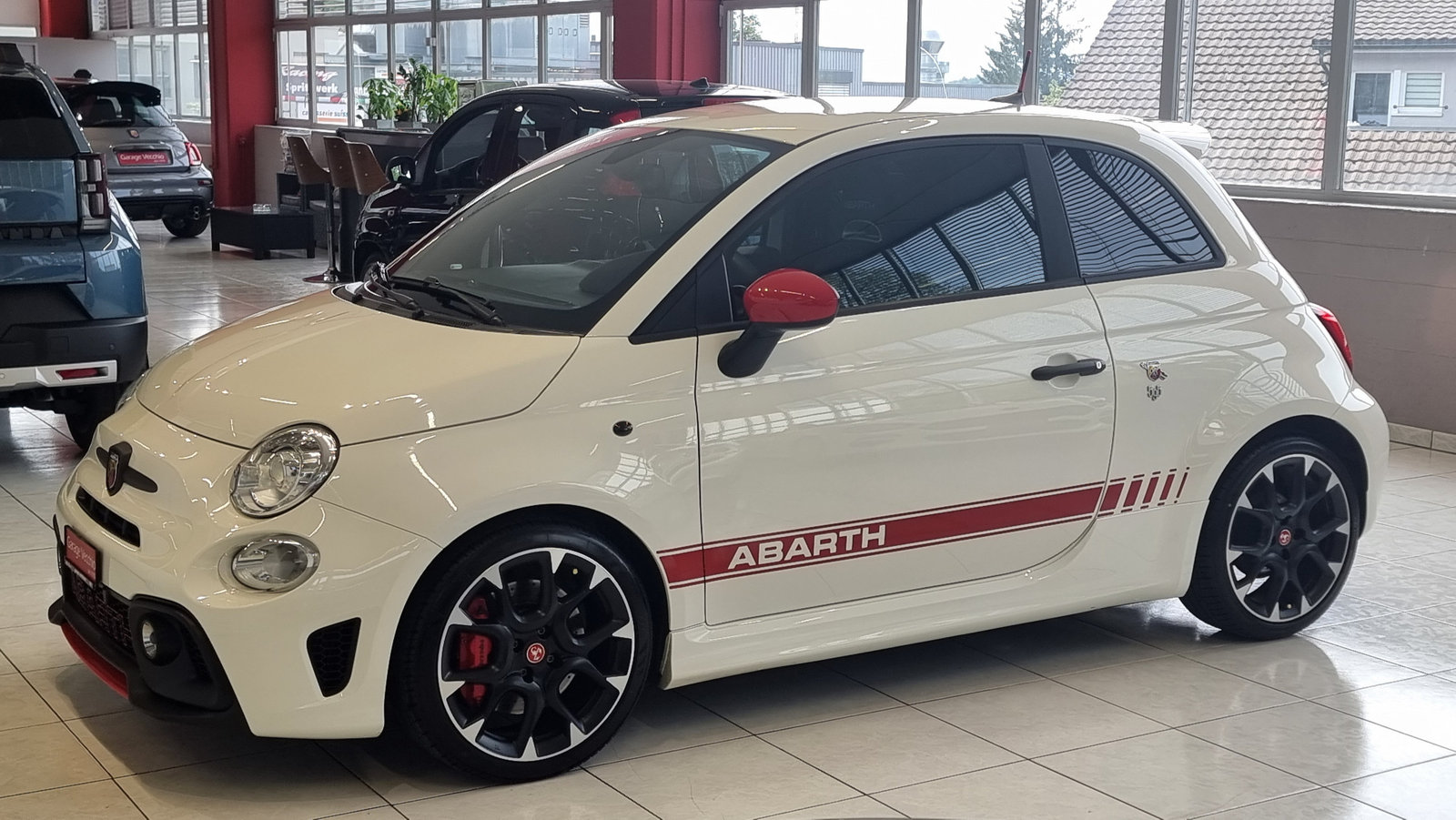 FIAT 595 Abarth 1.4 T-Jet 180 Competizione, Petrol, Second hand / Used, Manual - 2