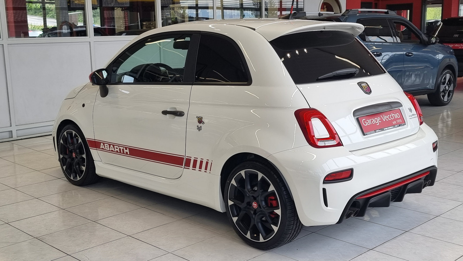 FIAT 595 Abarth 1.4 T-Jet 180 Competizione, Petrol, Second hand / Used, Manual - 4