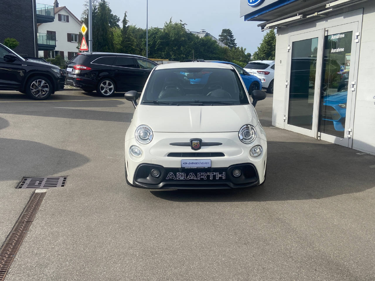 FIAT 595 Abarth 1.4 T-Jet 180 Competizione, Petrol, Second hand / Used, Manual - 2