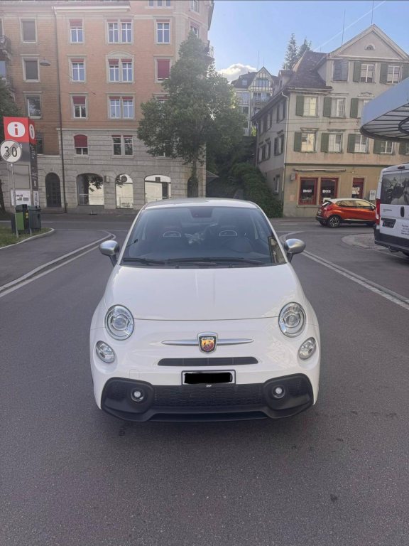 FIAT 595 ABARTH 1.4 T-Jet 165, Petrol, Second hand / Used, Manual - 4