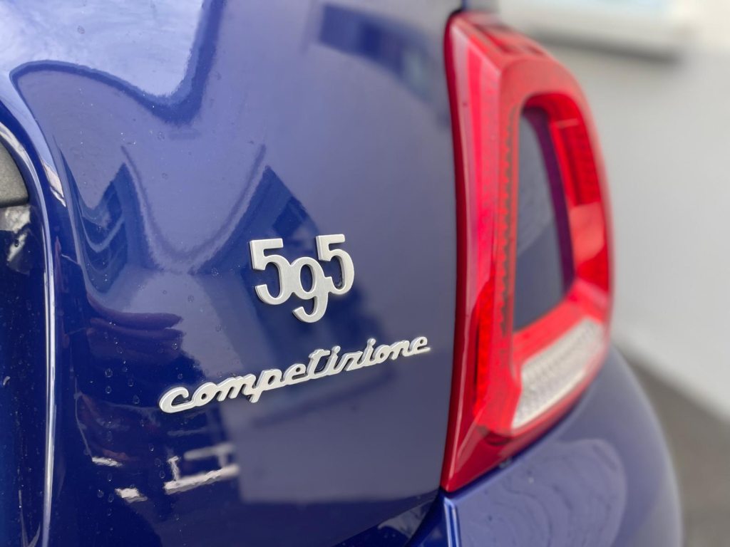 FIAT 595 ABARTH 1.4 T-Jet 180 Competizione, Benzin, Occasion / Gebraucht, Handschaltung - 7