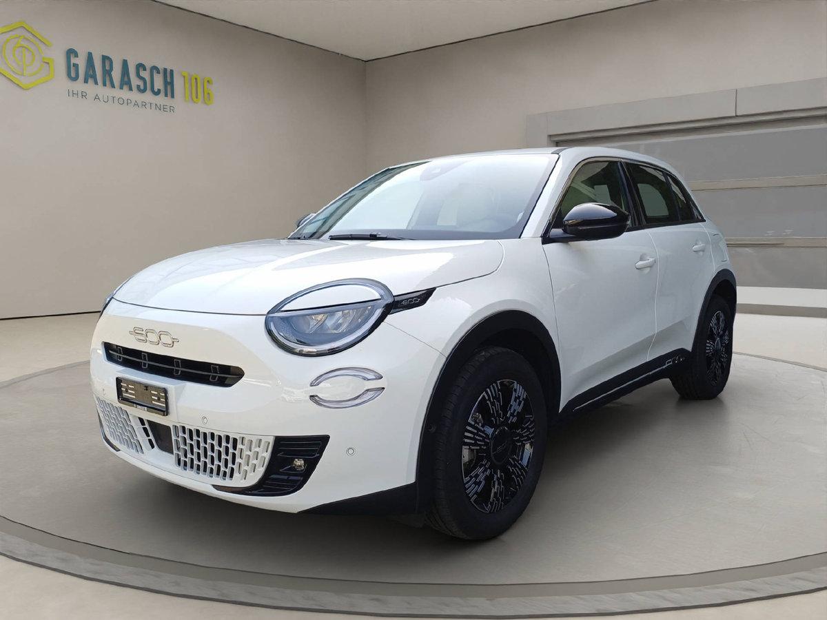 FIAT 600 1.2 Hybrid Cult Comfort + Style