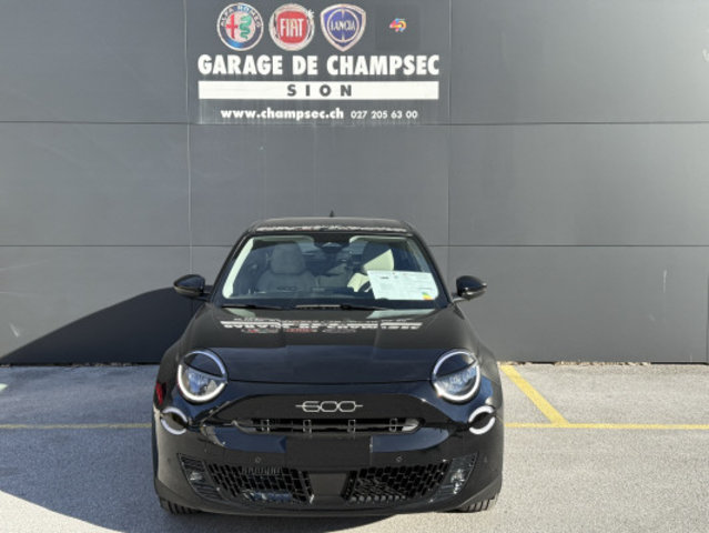 FIAT 600h MildHybrid Sw Ed, Benzina, Auto nuove, Automatico - 2