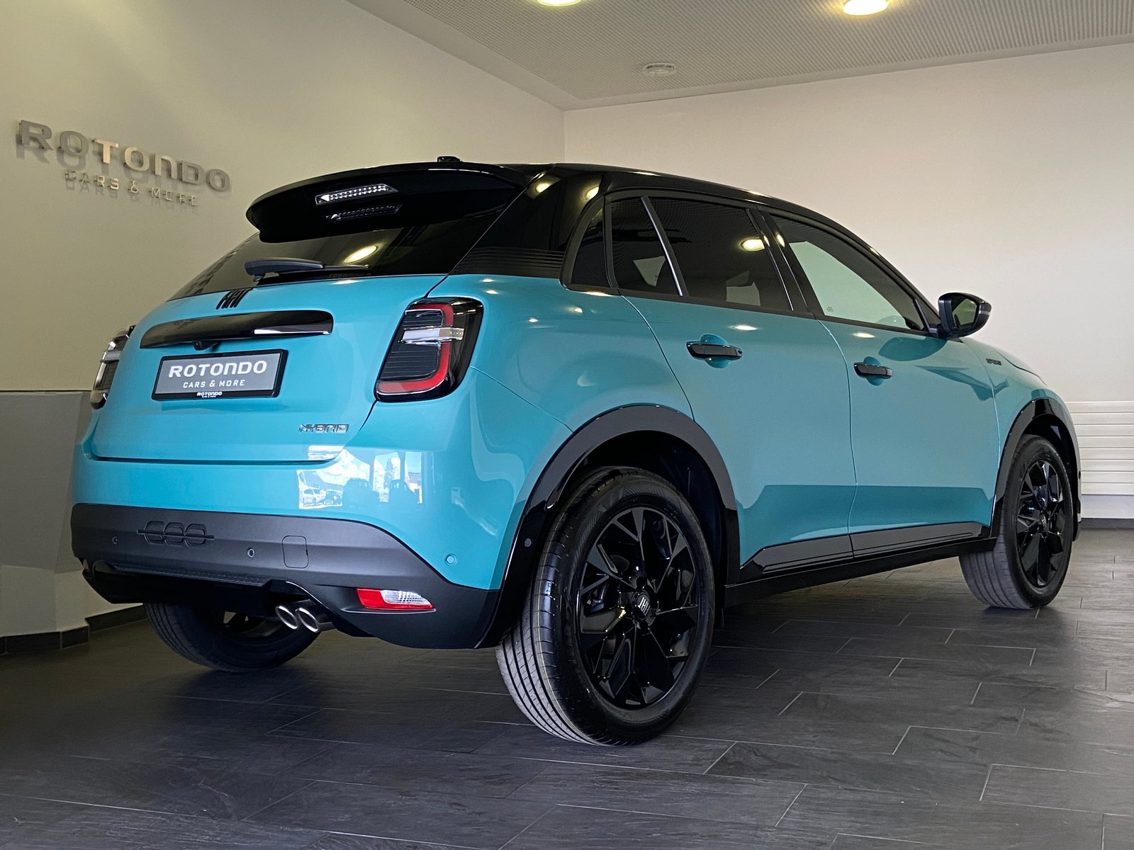 FIAT 600h Mild Hybrid Sport 145PS, Petrol, New car, Automatic - 2