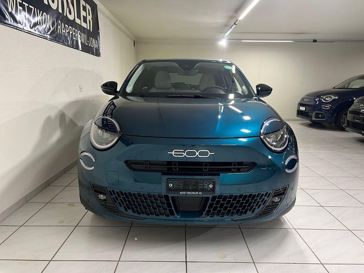 FIAT 600 La Prima, Electric, New car, Automatic - 3
