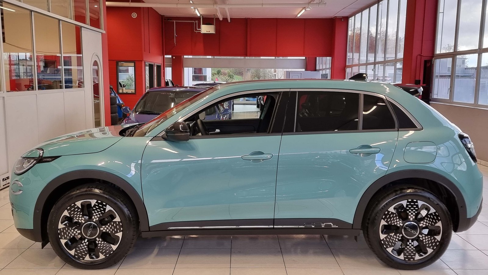 FIAT 600 1.2 Hybrid 145 La Prima, Mild-Hybrid Petrol/Electric, New car, Automatic - 3