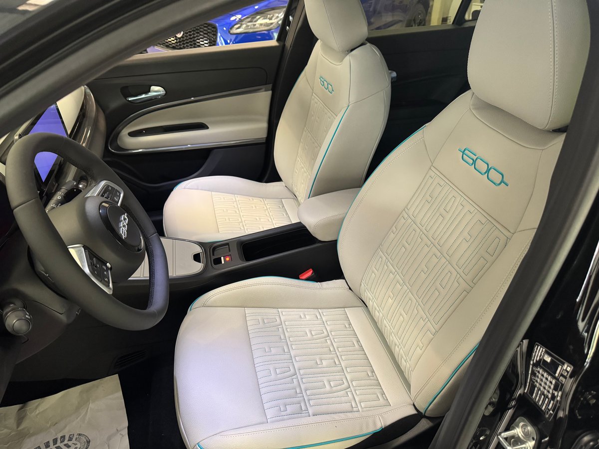 FIAT 600h MildHybrid La Prima, Hybride Leggero Benzina/Elettrica, Auto nuove, Automatico - 6