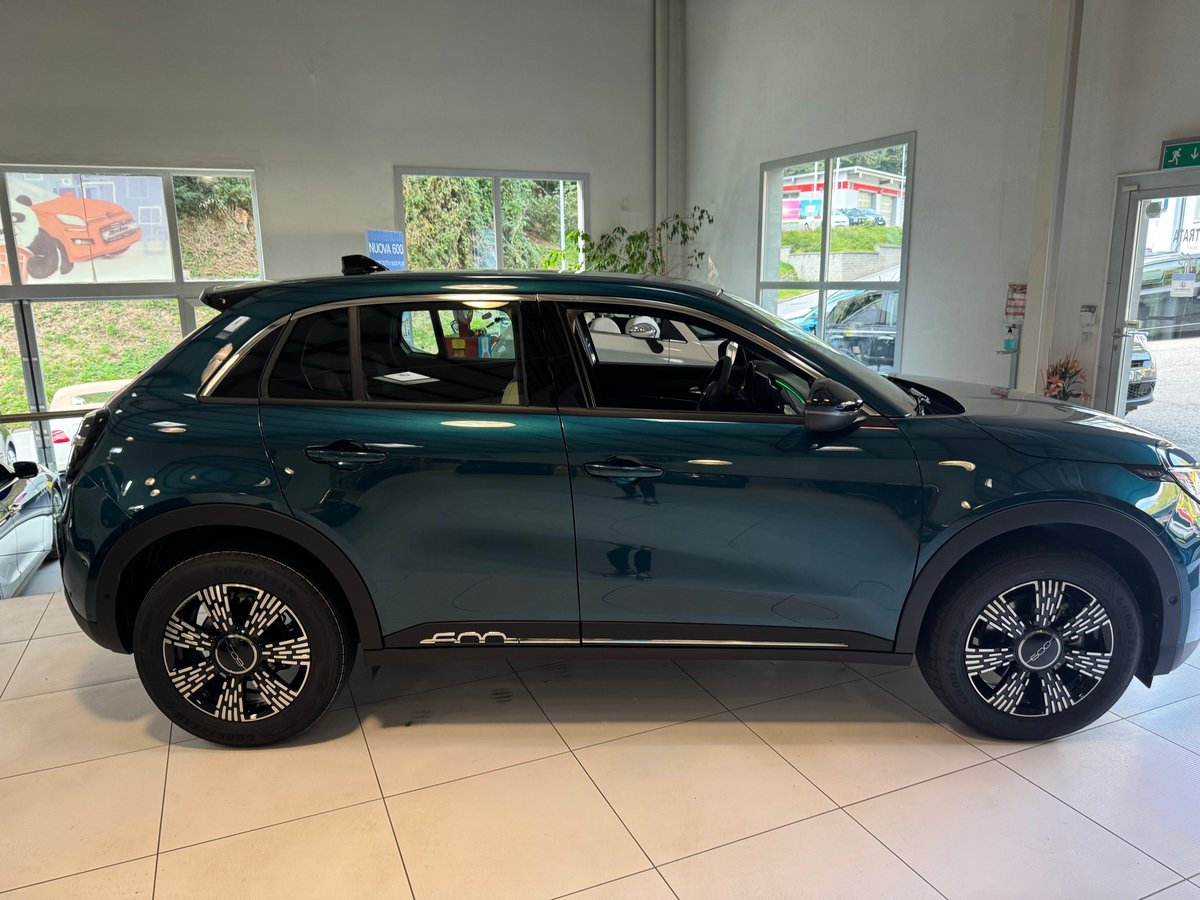 FIAT 600h MildHybrid Cult, Mild-Hybrid Petrol/Electric, New car, Automatic - 4