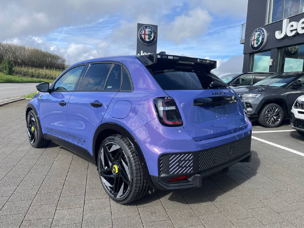 FIAT 600 Abarth Scorpionissima, Electric, New car, Automatic - 2