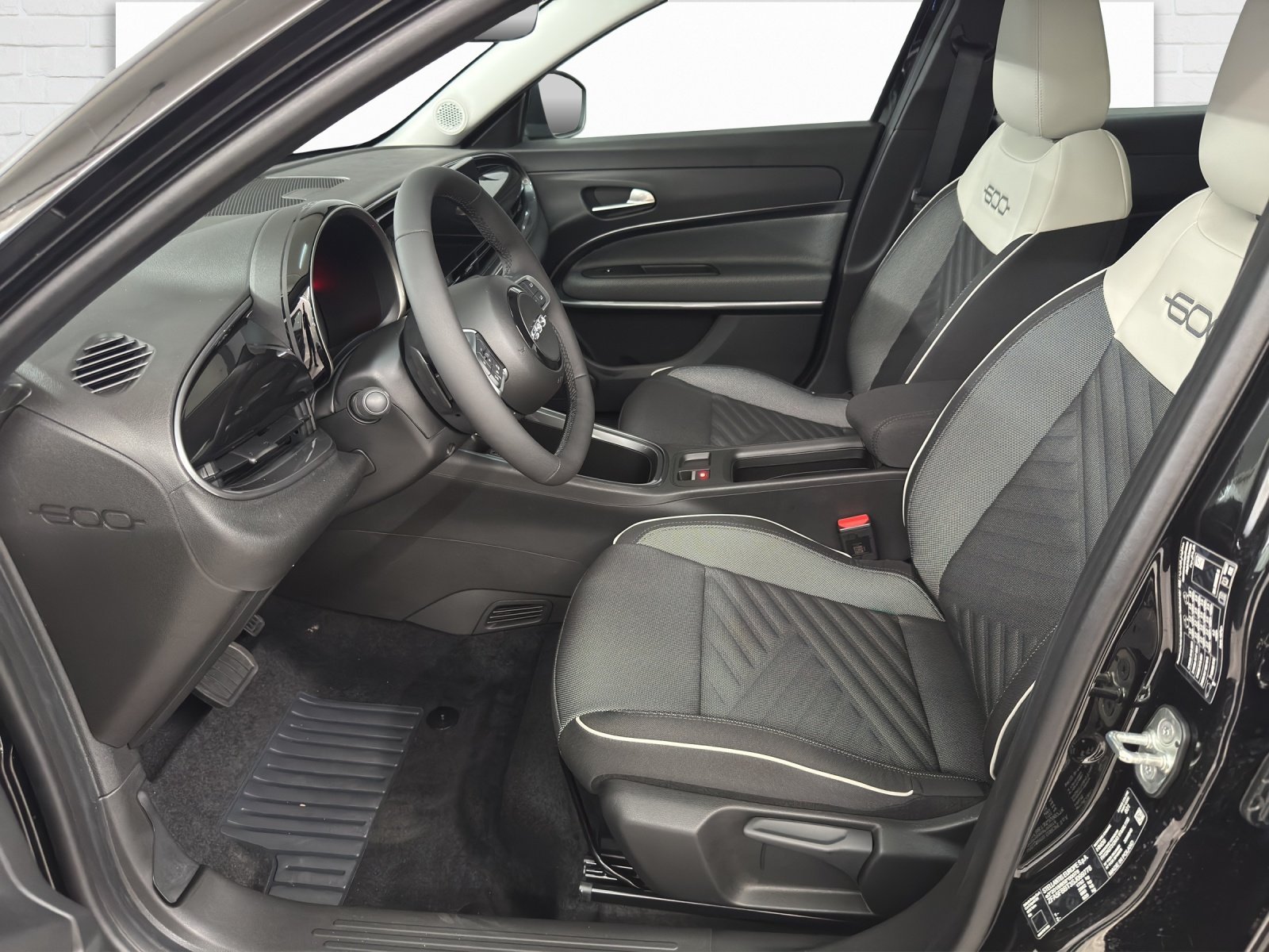 FIAT 600 1.2 Hybrid Swiss Edition, Hybride Leggero Benzina/Elettrica, Auto nuove, Automatico - 7