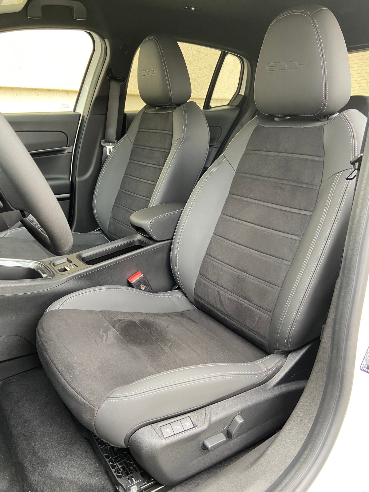 FIAT 600h MildHybrid Sport 145PS, Mild-Hybrid Petrol/Electric, New car, Automatic - 7