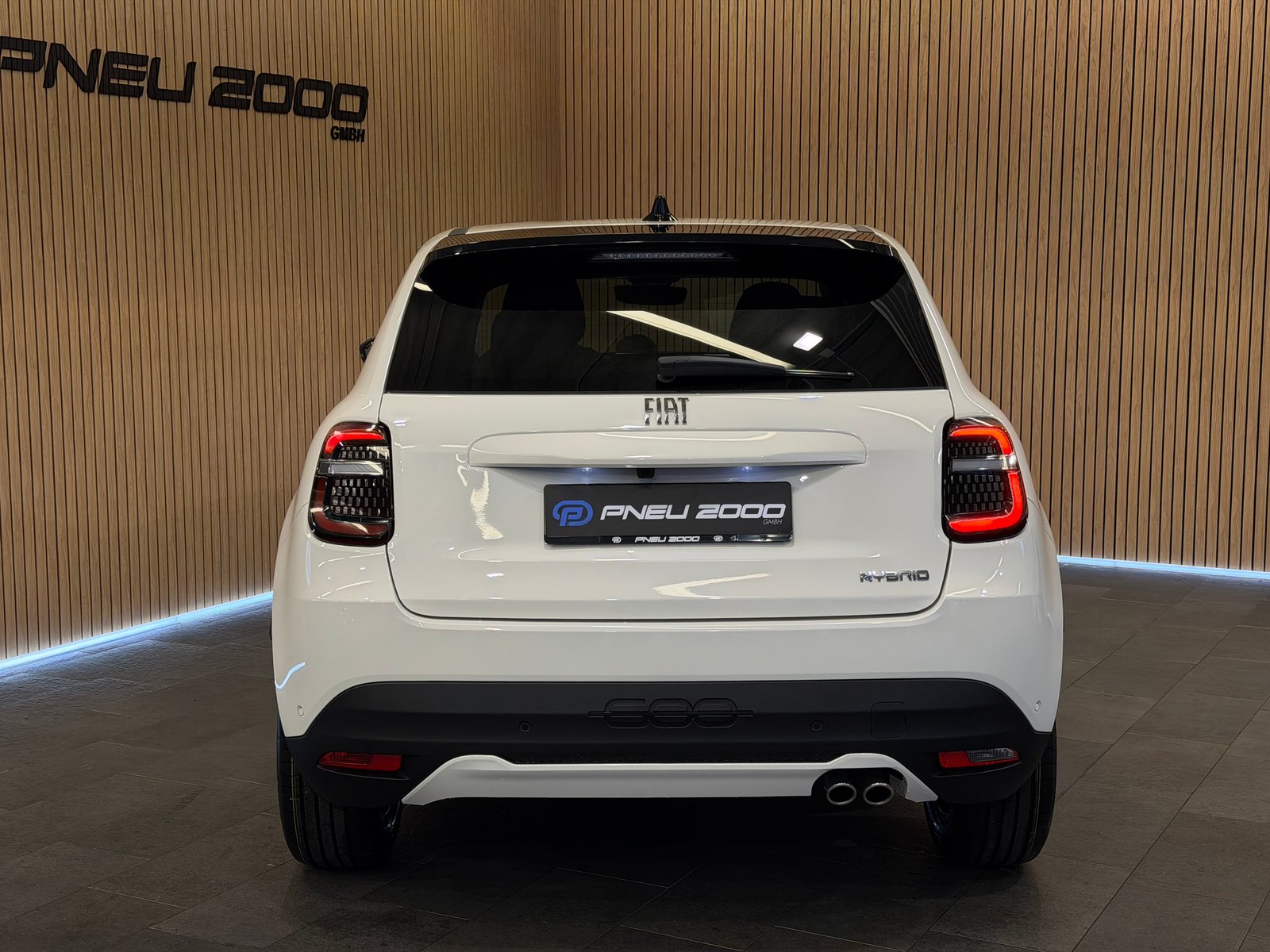 FIAT 600h MildHybrid La Prima *Gelato Weiss*, Mild-Hybrid Petrol/Electric, New car, Automatic - 5