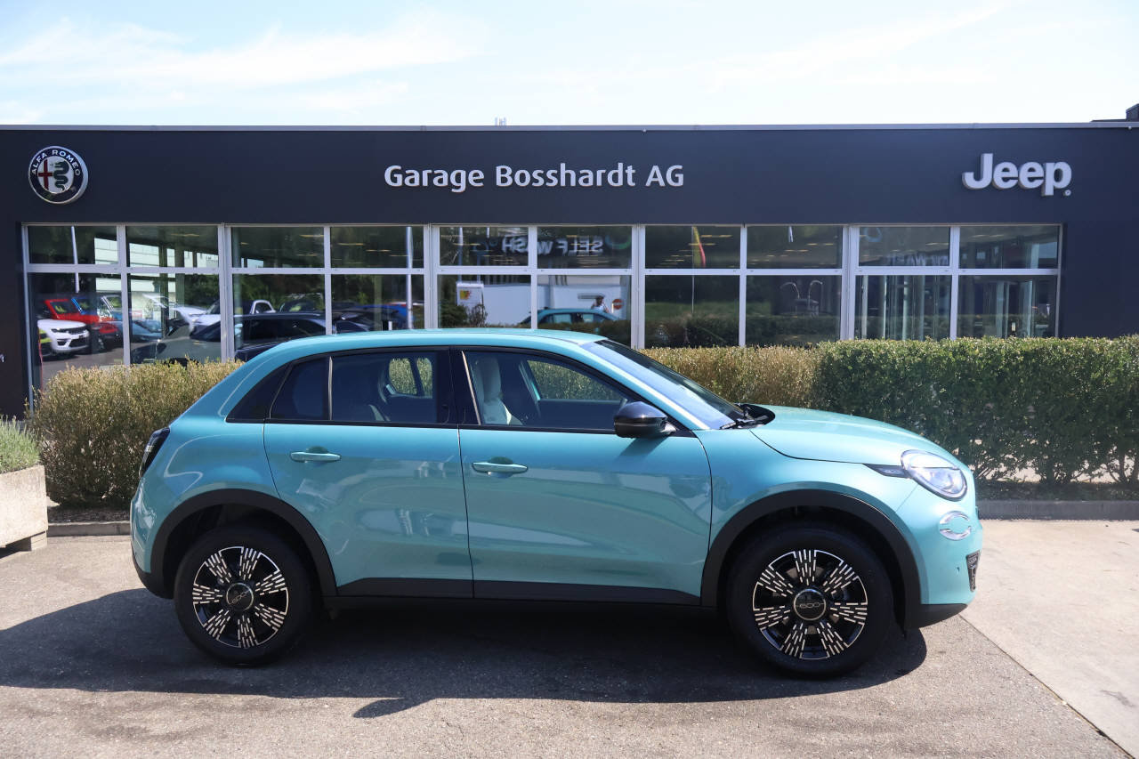 FIAT 600 1.2 Hybrid Swiss Edition, Mild-Hybrid Petrol/Electric, New car, Automatic