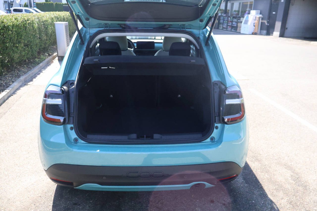 FIAT 600 1.2 Hybrid Swiss Edition, Mild-Hybrid Petrol/Electric, New car, Automatic - 5