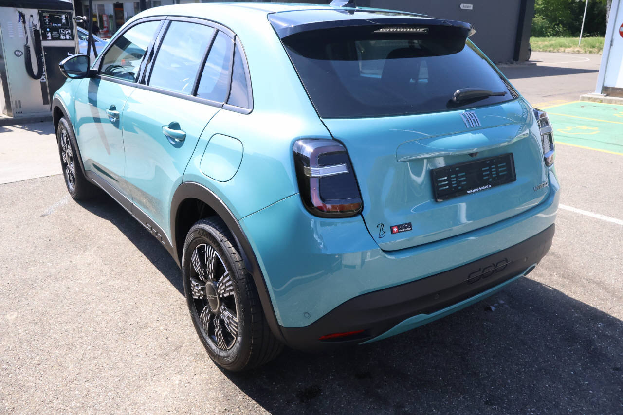 FIAT 600 1.2 Hybrid Swiss Edition, Mild-Hybrid Petrol/Electric, New car, Automatic - 6