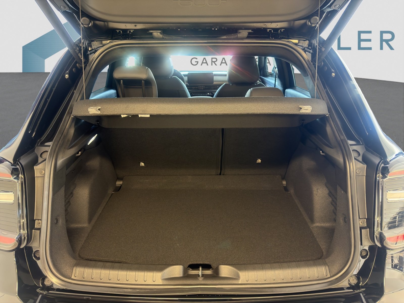FIAT 600 1.2 Hybrid 145 Spor, Mild-Hybrid Benzin/Elektro, Neuwagen, Automatik - 7