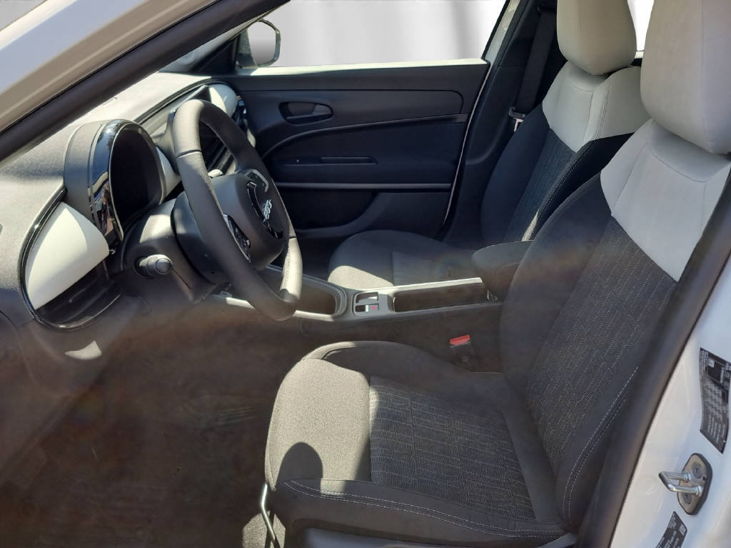 FIAT 600 1.2 Hybrid Icon Swiss Edition, Mild-Hybrid Benzin/Elektro, Neuwagen, Automatik - 4