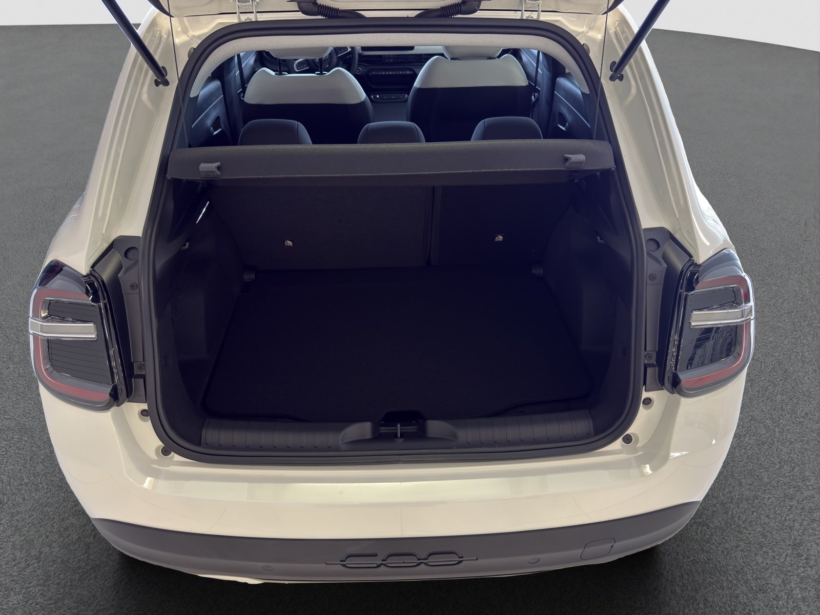 FIAT 600 1.2 Hybrid Swiss Ed, Mild-Hybrid Benzin/Elektro, Neuwagen, Automatik - 7