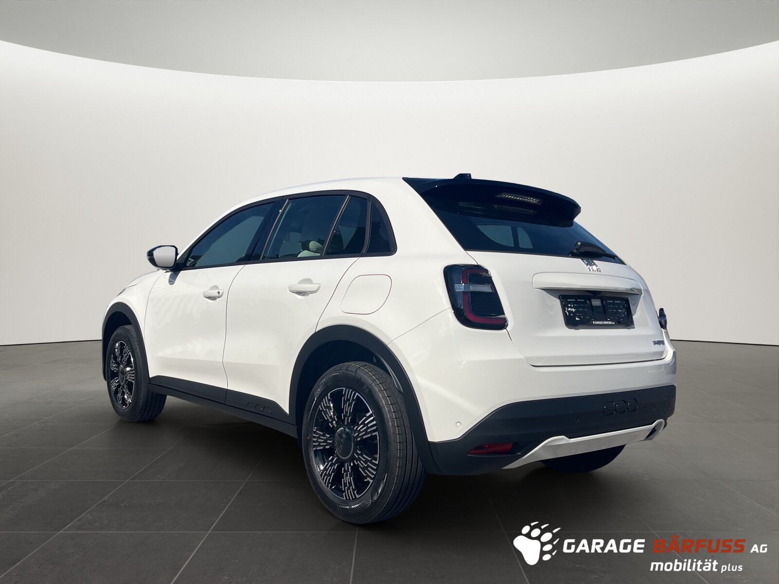 FIAT 600 1.2 Hybrid Icon Swiss Edition, Mild-Hybrid Petrol/Electric, New car, Automatic - 3