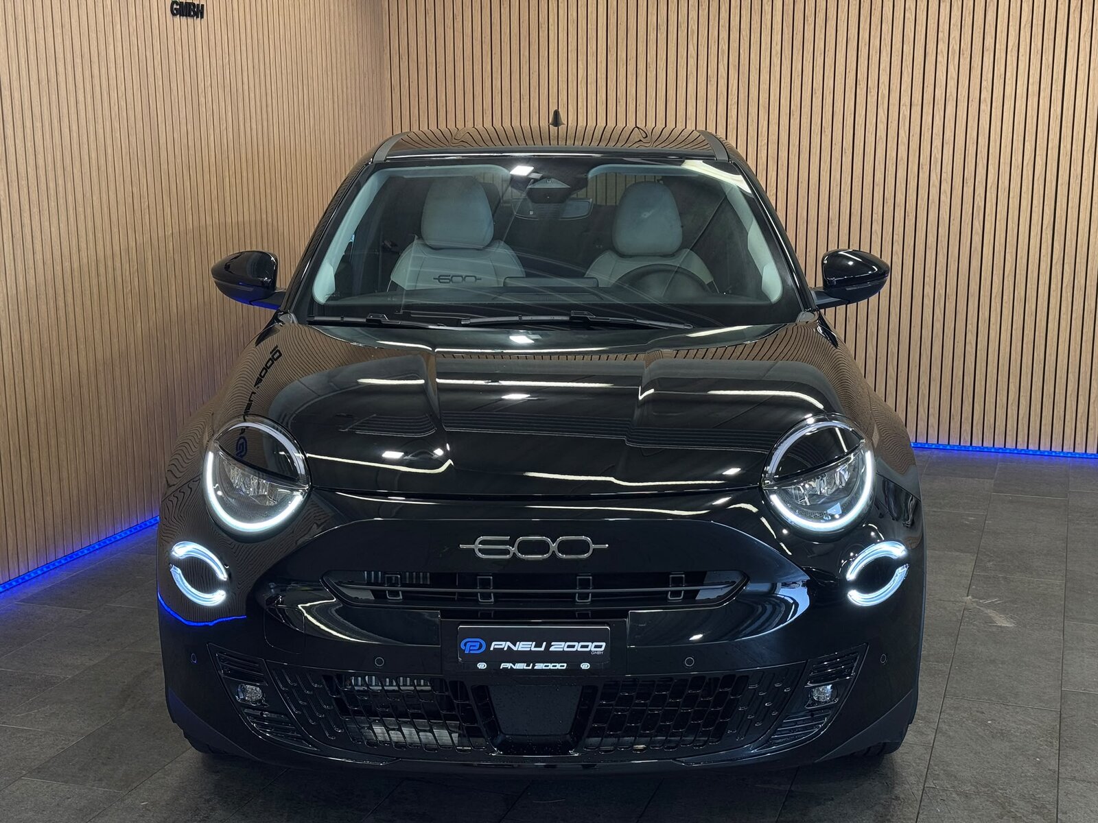FIAT 600h MildHybrid La Prima Neues Modell, Mild-Hybrid Petrol/Electric, New car, Automatic - 2