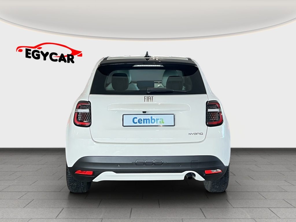 FIAT 600h MildHybrid Cult, Mild-Hybrid Petrol/Electric, Second hand / Used, Automatic - 4