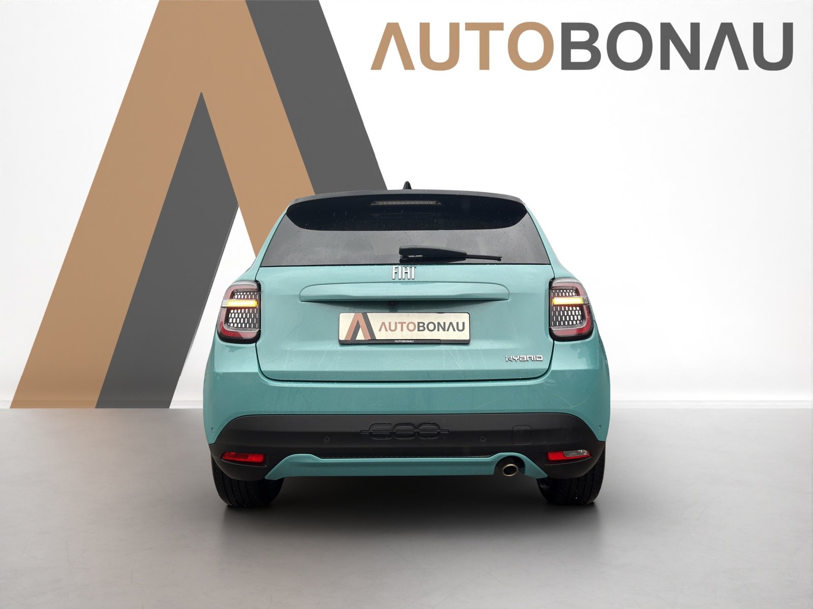 FIAT 600 1.2 Hybrid MHEV La Prima, Mild-Hybrid Petrol/Electric, Second hand / Used, Automatic - 4