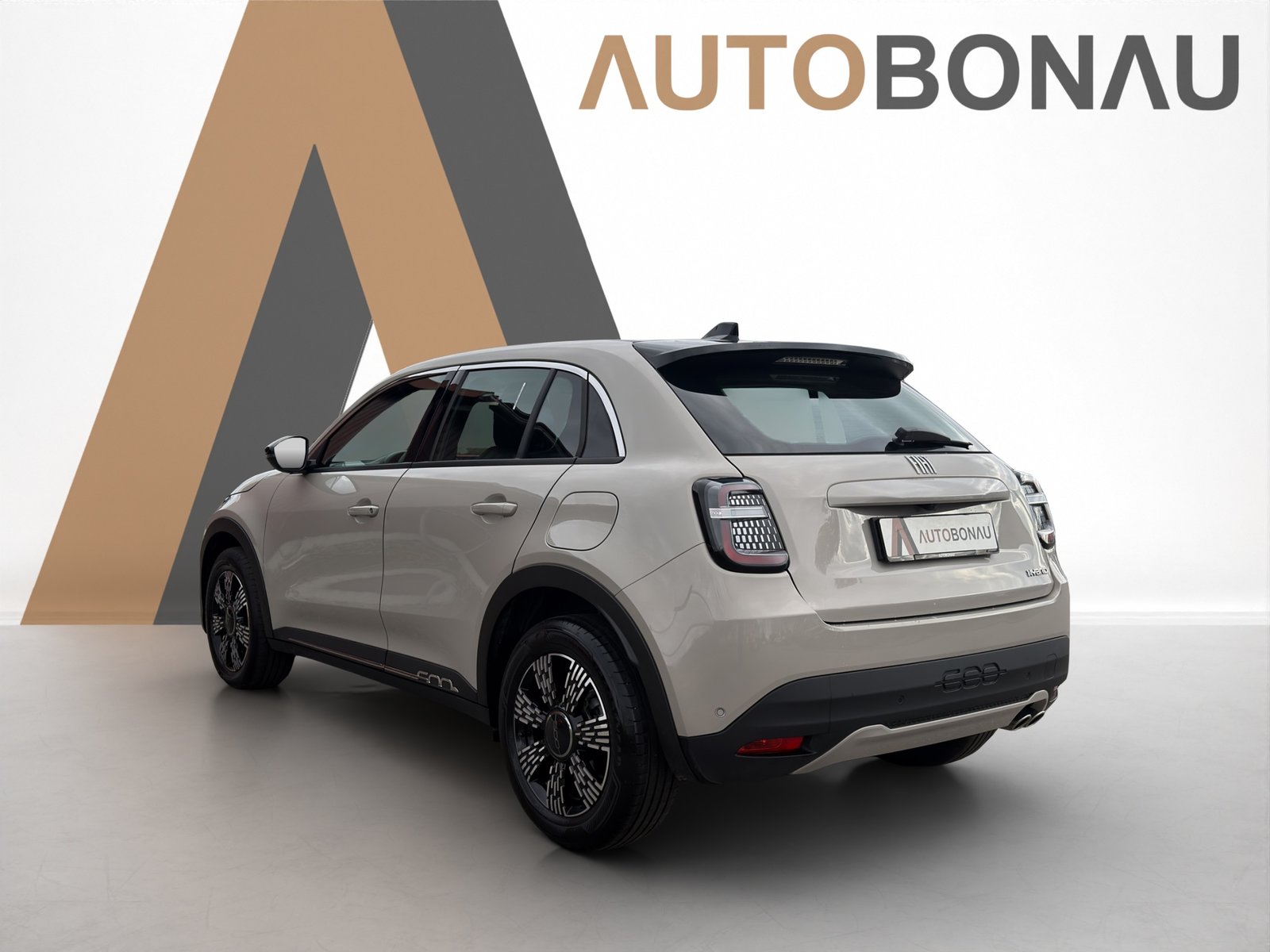 FIAT 600 1.2 Hybrid MHEV 145 Cult, Mild-Hybrid Petrol/Electric, Second hand / Used, Automatic - 3
