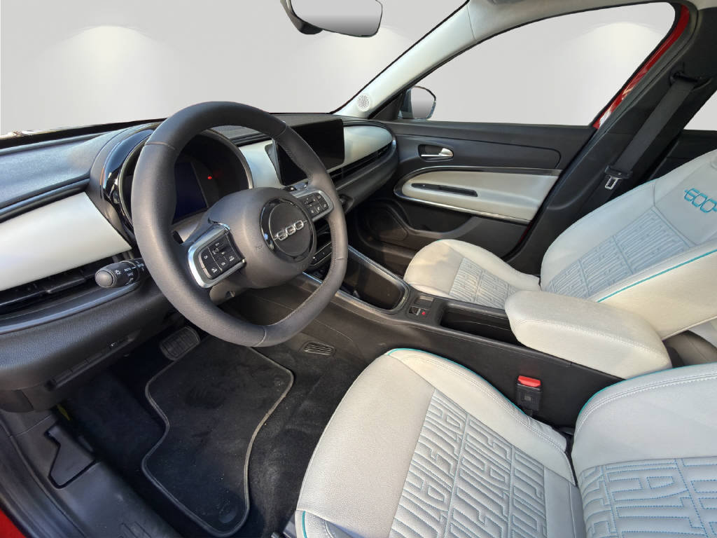 FIAT 600 1.2 Hybrid La Prima, Mild-Hybrid Petrol/Electric, Second hand / Used, Automatic - 6