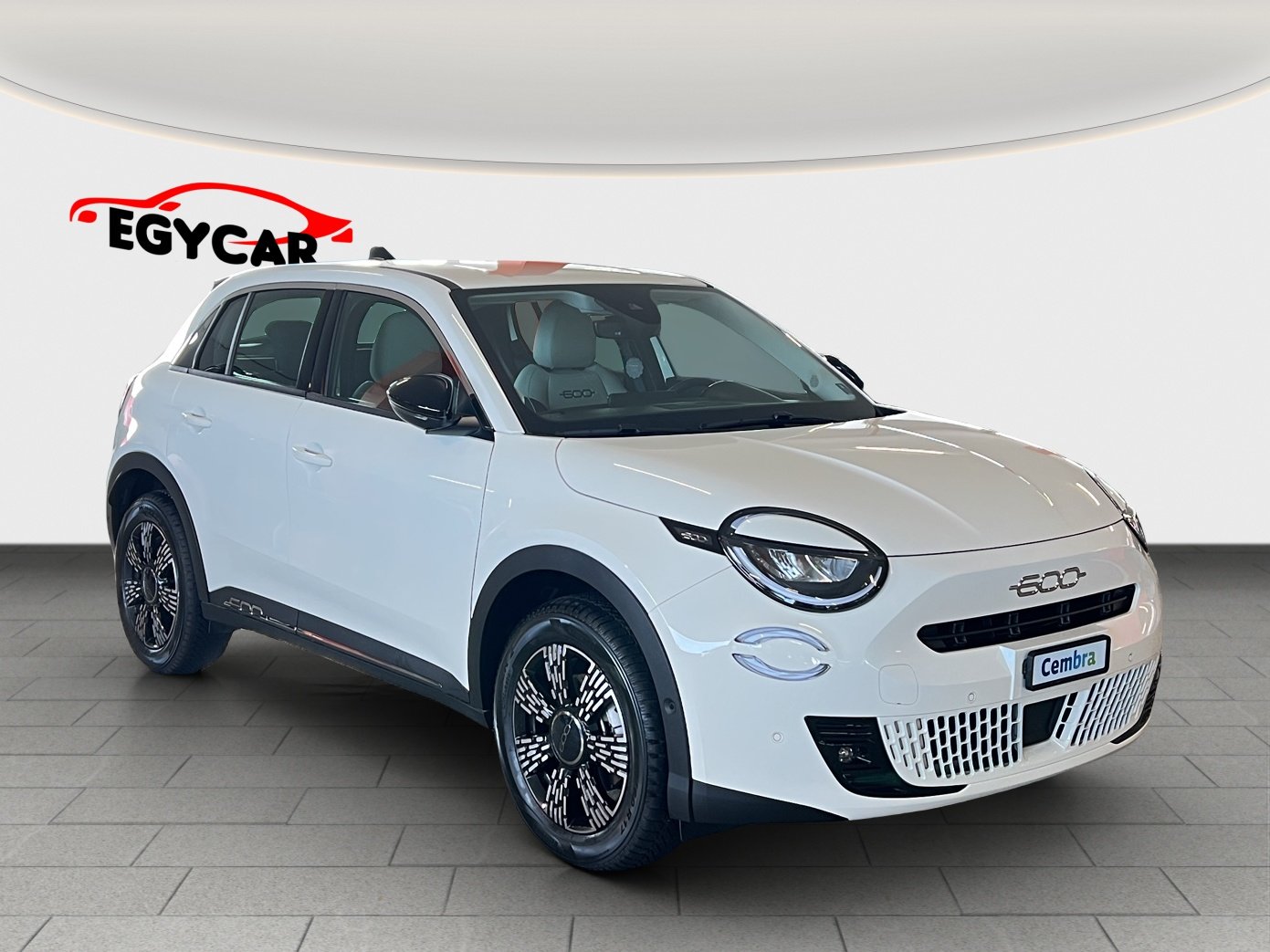 FIAT 600h MildHybrid Cult, Mild-Hybrid Petrol/Electric, Second hand / Used, Automatic - 2