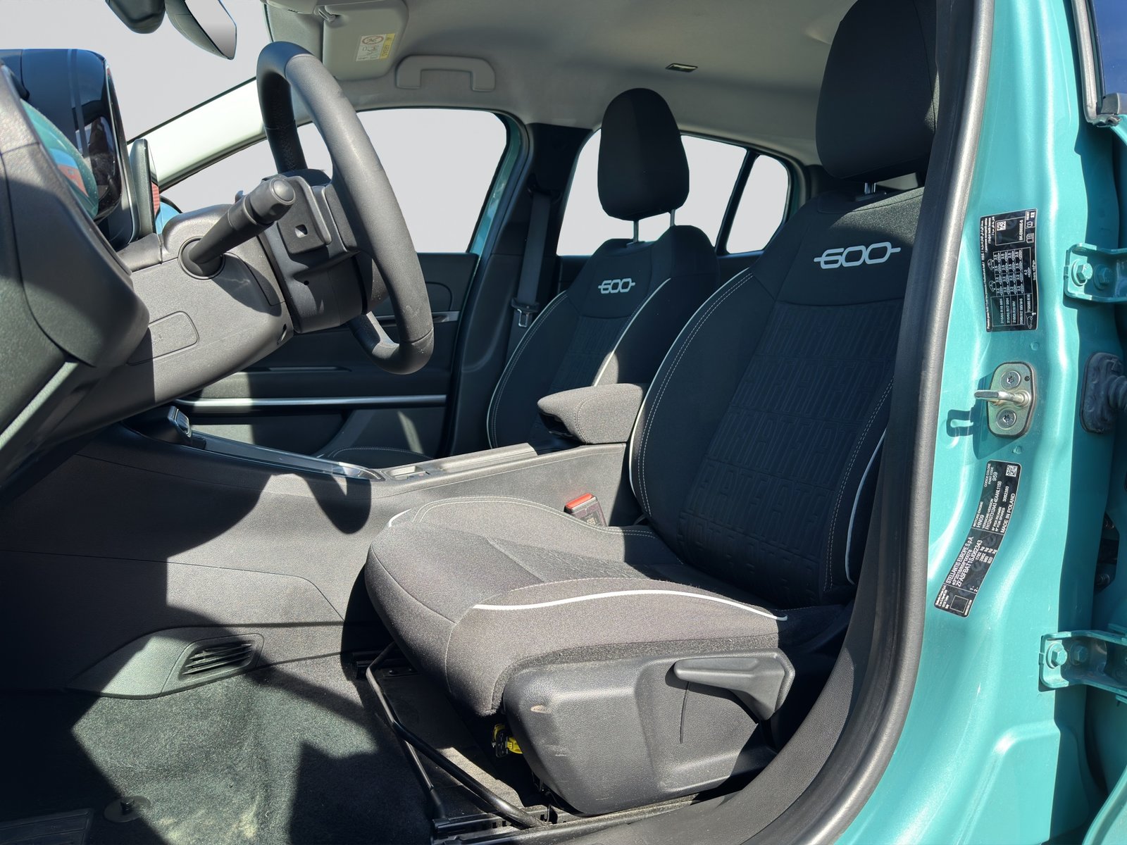 FIAT 600h MildHybrid Cult, Mild-Hybrid Petrol/Electric, Second hand / Used, Automatic - 6
