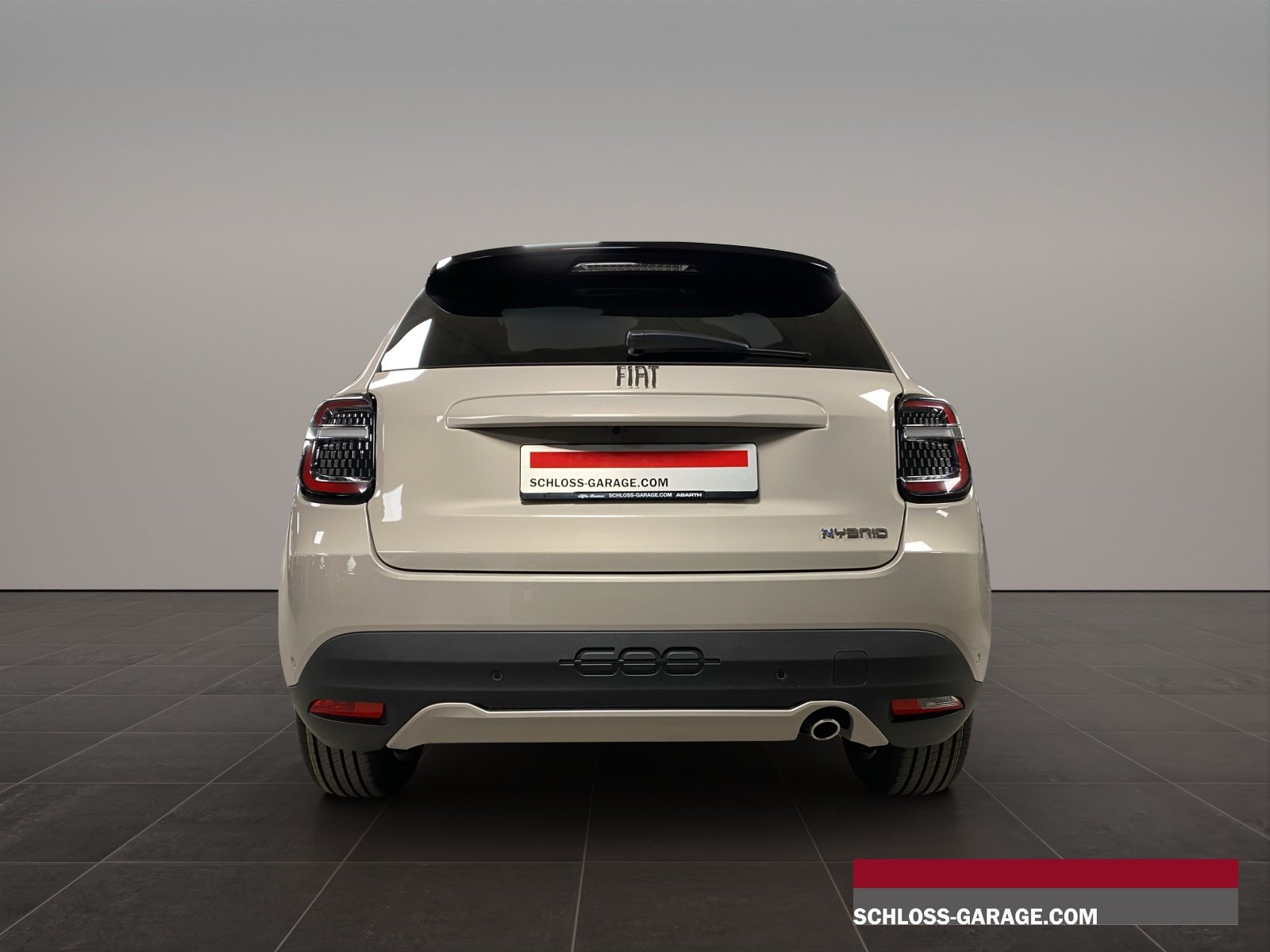 FIAT 600 1.2 Hybrid 110 La P, Mild-Hybrid Petrol/Electric, Second hand / Used, Automatic - 4