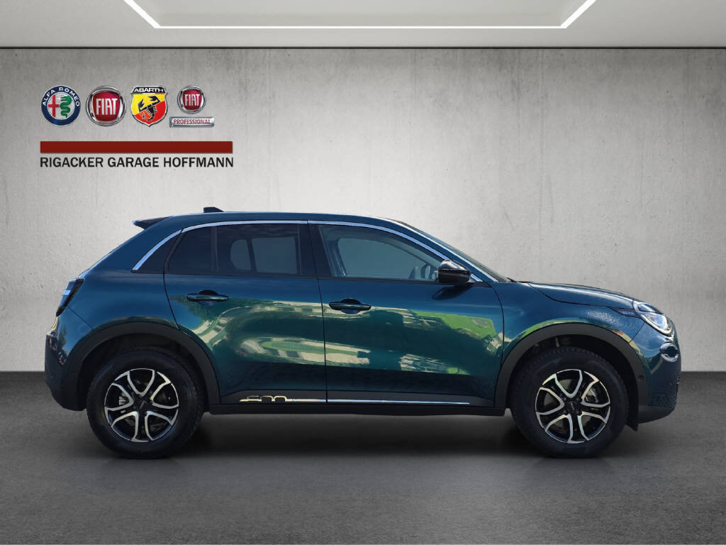 FIAT 600 1.2 Hybrid La Prima 8-fach bereift, Mild-Hybrid Benzin/Elektro, Occasion / Gebraucht, Automatik - 3