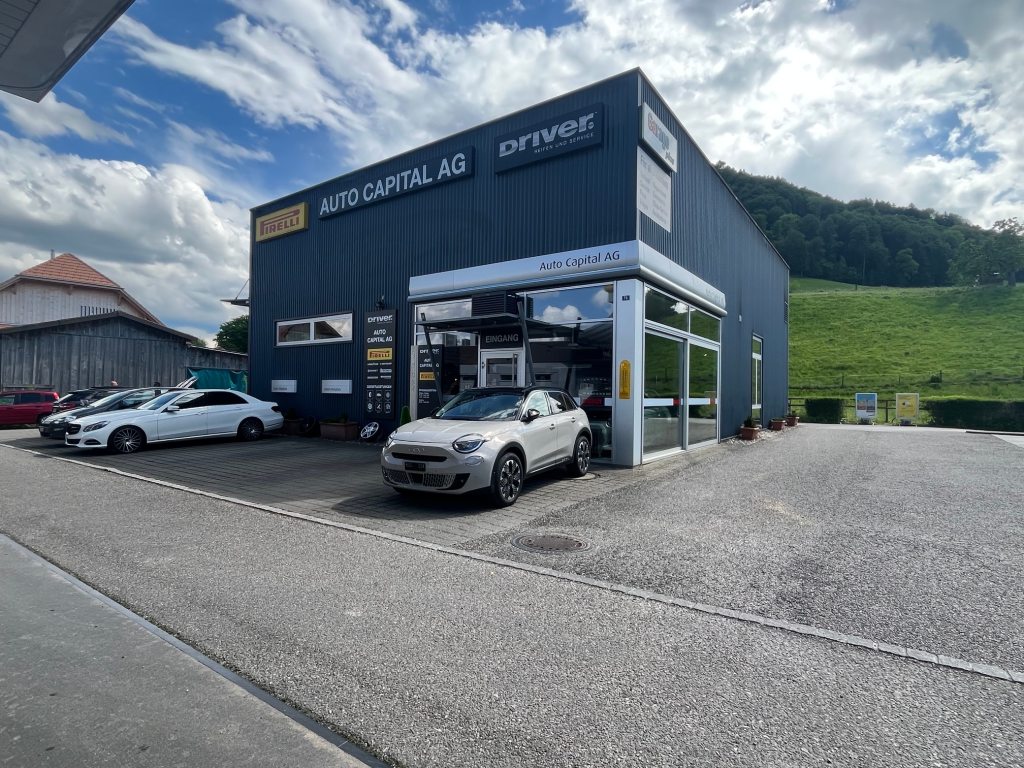 FIAT 600 1.2 Hybrid 145 La Prima