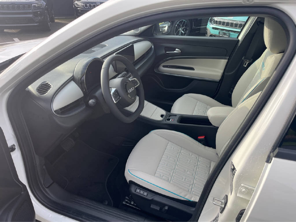 FIAT 600 1.2 Hybrid La Prima, Mild-Hybrid Petrol/Electric, Ex-demonstrator, Automatic - 5