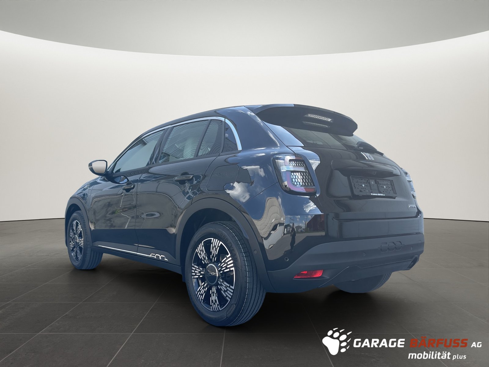 FIAT 600 1.2 Hybrid Cult, Mild-Hybrid Petrol/Electric, Ex-demonstrator, Automatic - 2